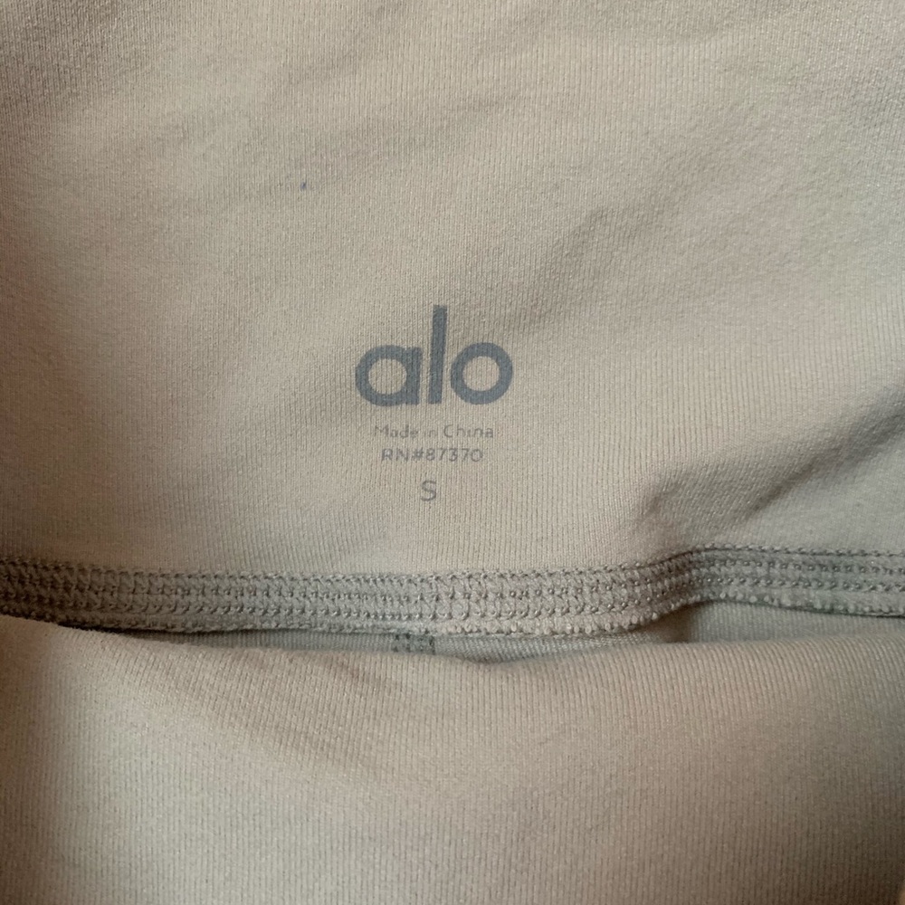 Alo Yoga mid rise beige mesh legging 7/8 - Picture 7 of 8